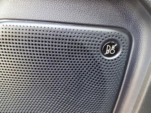 New 2023 Ford Escape SE w/ PHEV Premium Package image 11