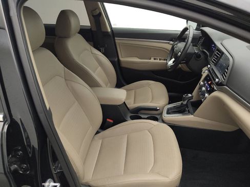 Used 2019 Hyundai Elantra Limited w/ Ultimate Package 02 FWD image 21