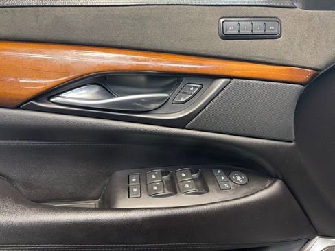 Used 2019 Cadillac Escalade Premium Luxury image 23