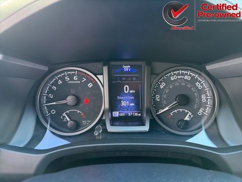 Used 2020 Toyota Tacoma TRD Off-Road AWD/4WD image 57