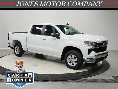 Used 2025 Chevrolet Silverado 1500 LT AWD/4WD image 1