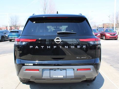 New 2026 Nissan Pathfinder SL AWD/4WD image 4