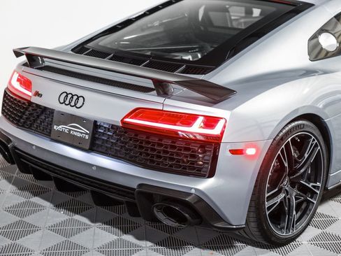 Used 2022 Audi R8 V10 performance image 7