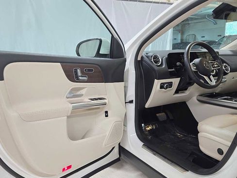 Certified 2023 Mercedes-Benz GLA 250 4MATIC image 19