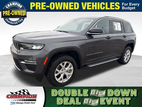 Used 2022 Jeep Grand Cherokee Limited image 1