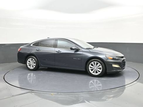 Used 2021 Chevrolet Malibu LT FWD image 16