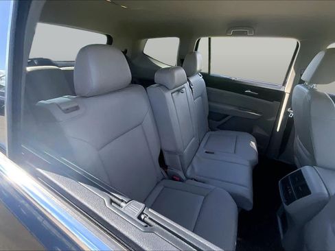 Used 2020 Volkswagen Atlas SE FWD image 18
