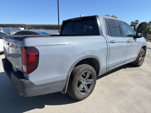 Used 2023 Honda Ridgeline Black Edition image 2