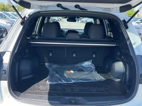 Used 2026 Subaru Forester Premium AWD/4WD image 5