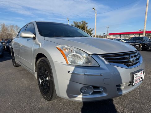 Used 2012 Nissan Altima 2.5 image 3