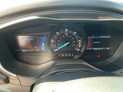 Used 2020 Ford Fusion Titanium image 16