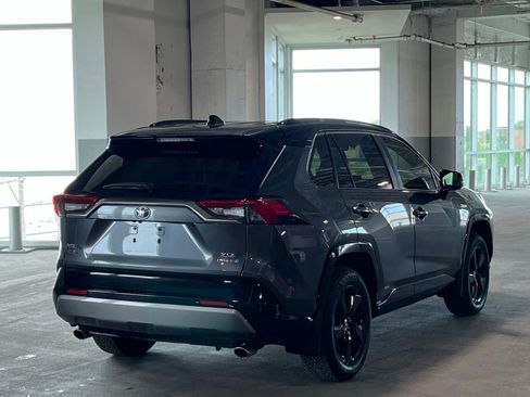 Used 2021 Toyota RAV4 XSE w/ XSE Grade Weather Package AWD/4WD image 12