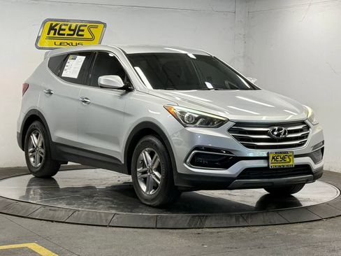 Used 2017 Hyundai Santa Fe Sport FWD image 5