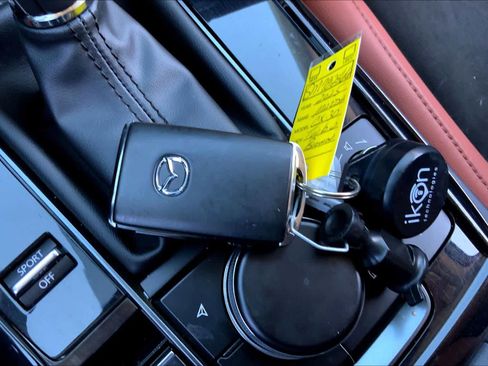 Certified 2025 MAZDA CX-30 Carbon image 13