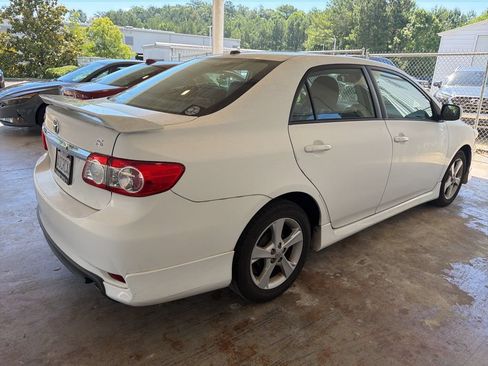 Used 2012 Toyota Corolla S FWD image 3