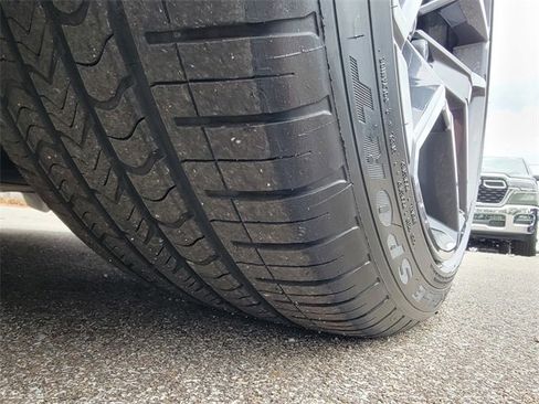 Used 2024 Dodge Charger R/T w/ Plus Group image 18