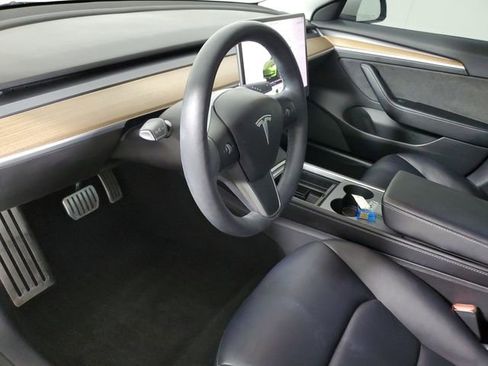 Used 2022 Tesla Model 3 Standard Range image 20