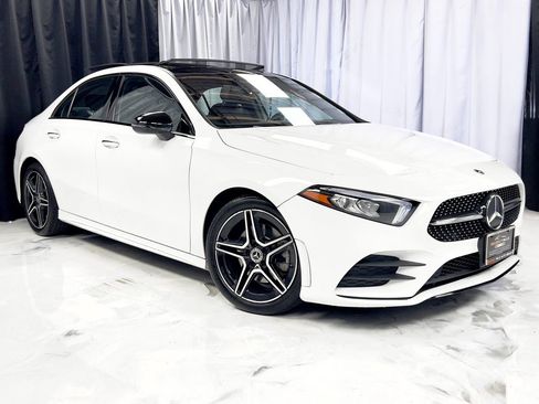 Used 2022 Mercedes-Benz A 220 4MATIC image 4