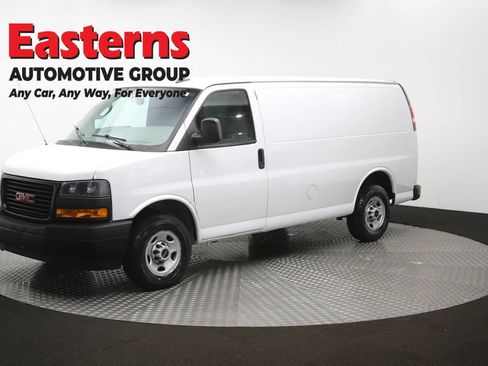Used 2022 GMC Savana 2500 RWD image 49