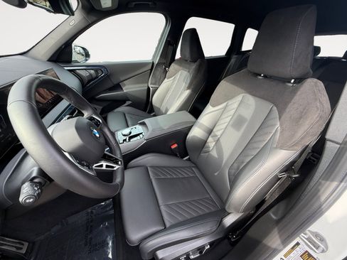 Used 2025 BMW X3 xDrive30i w/ M Sport Package image 10