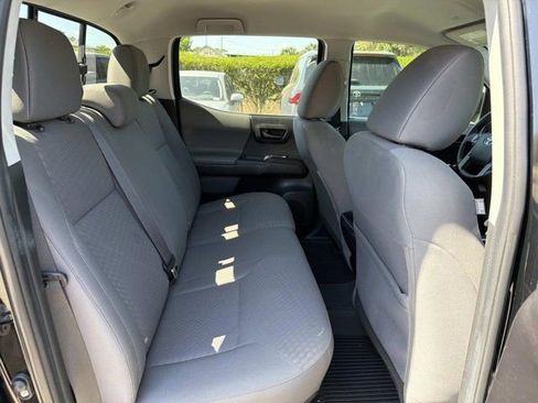 Certified 2023 Toyota Tacoma SR AWD/4WD image 19