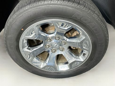Used 2022 RAM 1500 Big Horn AWD/4WD image 11