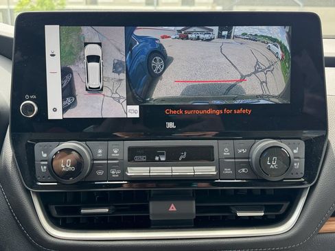 Certified 2024 Toyota Grand Highlander AWD image 22
