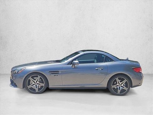 Used 2020 Mercedes-Benz SLC 300 image 9