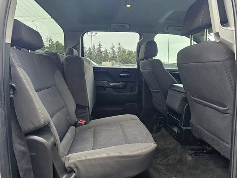 Used 2018 GMC Sierra 3500 SLE w/ SLE Fleet Preferred Package AWD/4WD image 12