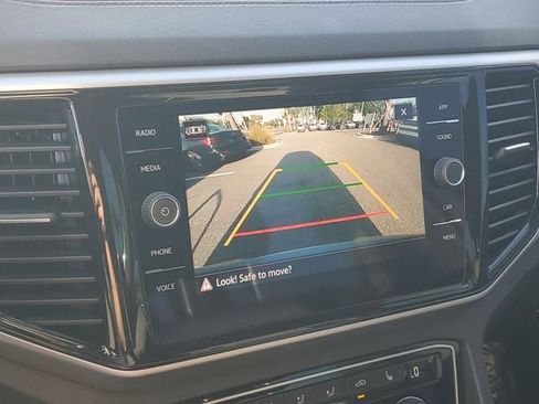 Certified 2023 Volkswagen Atlas SE FWD image 26