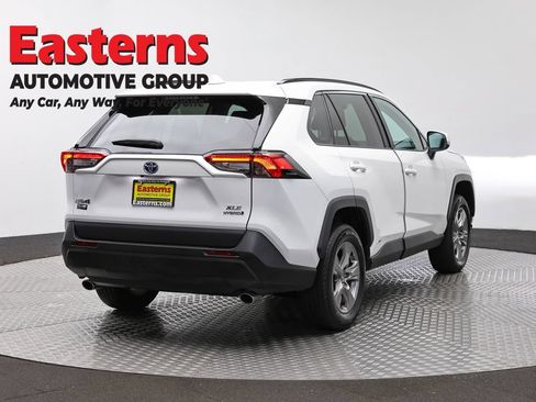 Used 2024 Toyota RAV4 XLE w/ Convenience Package AWD/4WD image 5