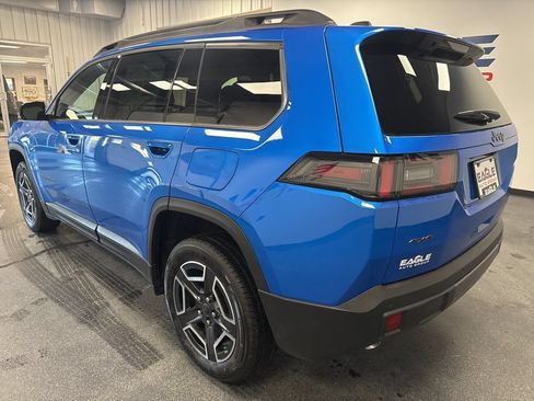 New 2026 Jeep Cherokee Limited AWD/4WD image 8