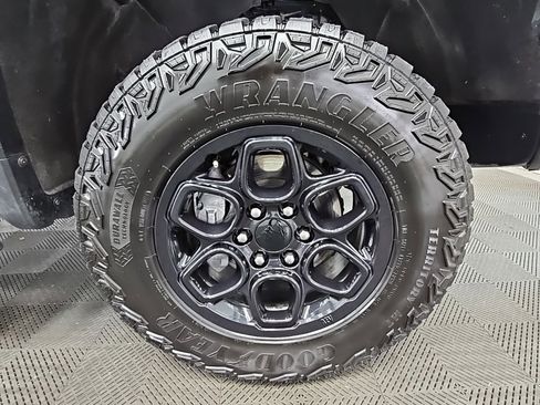 Certified 2024 Chevrolet Silverado 1500 ZR2 w/ ZR2 Bison Edition image 49