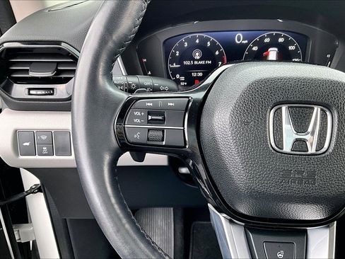 Used 2023 Honda Pilot Elite image 20