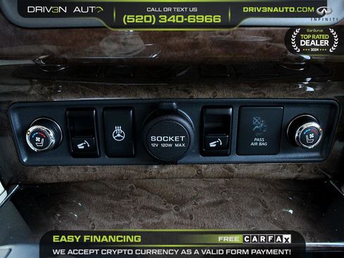 Used 2014 INFINITI QX80 4WD w/ Deluxe Touring Package image 16