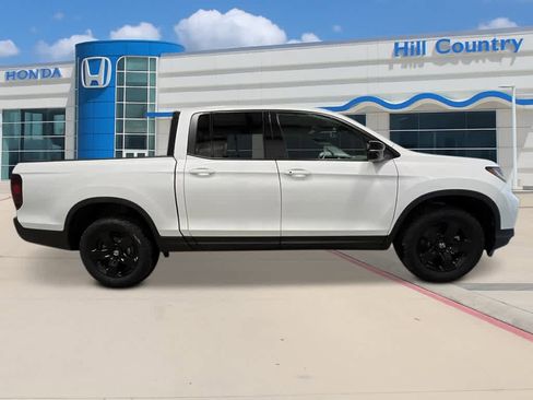 New 2026 Honda Ridgeline Black Edition image 6