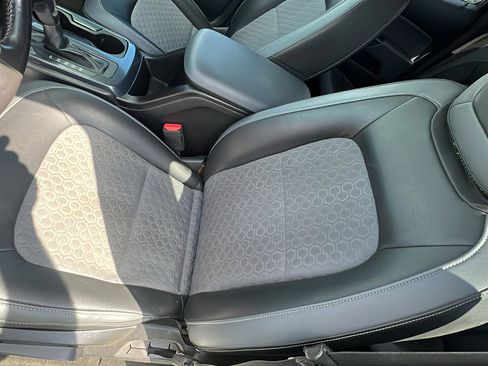 Used 2016 Chevrolet Colorado Z71 image 11