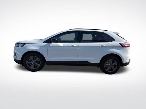 Used 2024 Ford Edge SEL w/ Sport Appearance Package AWD/4WD image 2