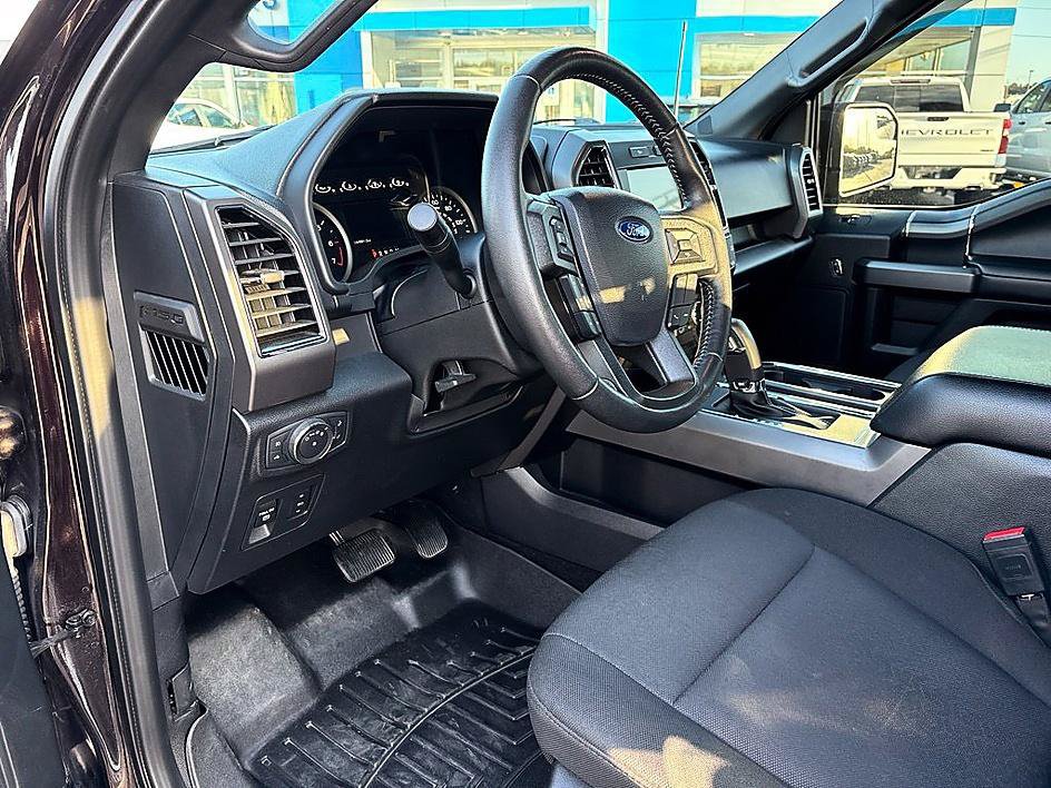 Used 2020 Ford F150 XLT w/ Equipment Group 302A Luxury AWD/4WD image 10