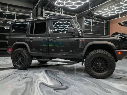 Used 2024 INEOS Grenadier Fieldmaster Edition AWD/4WD image 9