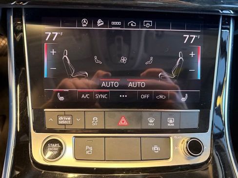 Used 2023 Audi Q7 3.0T Premium AWD/4WD image 19