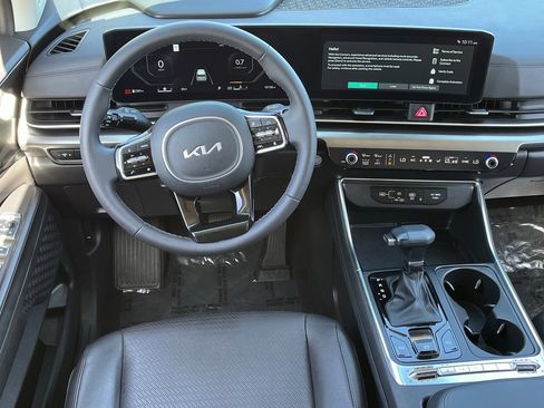 Used 2026 Kia Carnival SX Prestige FWD image 10