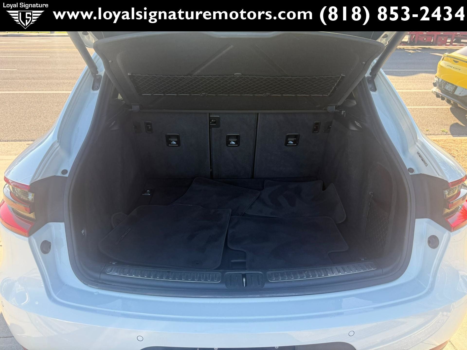 Used 2017 Porsche Macan AWD/4WD image 9