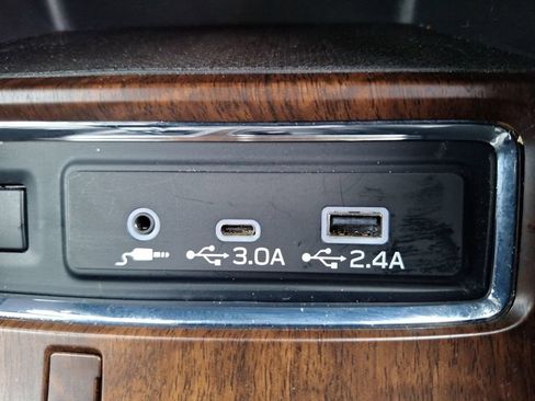 Certified 2025 Subaru Ascent Touring image 23