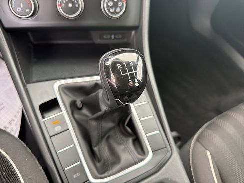 Used 2022 Volkswagen Jetta Sport FWD image 18