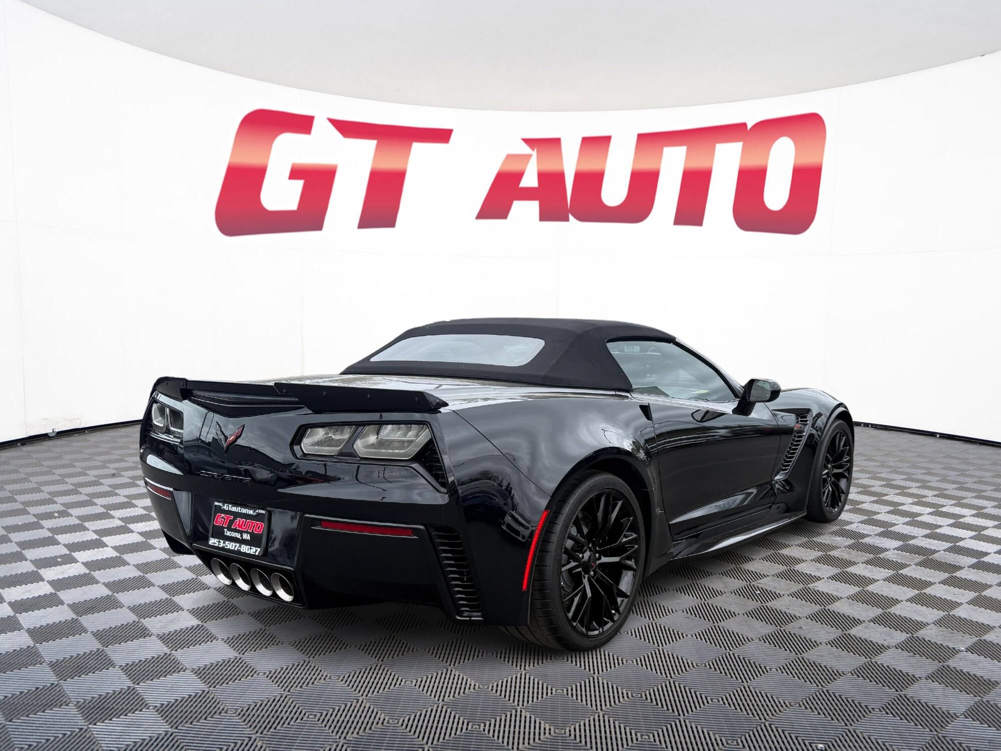 Used 2017 Chevrolet Corvette Z06 RWD image 9