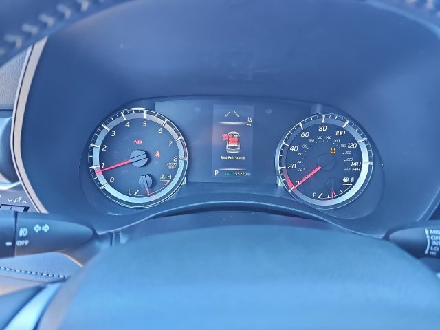 Used 2022 Toyota Highlander LE FWD image 22