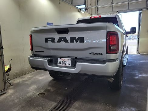 Used 2026 RAM 2500 Big Horn AWD/4WD image 6