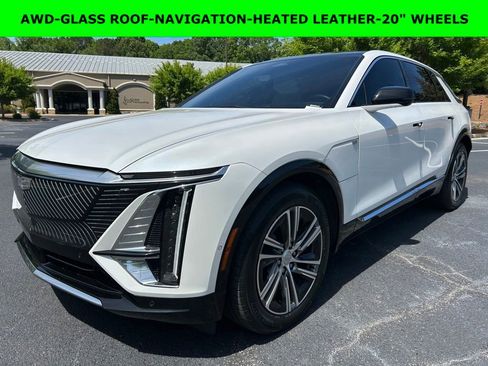 Used 2024 Cadillac Lyriq Luxury AWD/4WD image 1