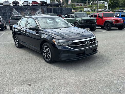 Used 2024 Volkswagen Jetta S FWD image 1